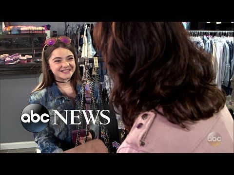 Wannabe social media model teen treats store employees poorly | What Would You Do? | WWYD